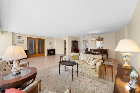 Condo in Fort Lauderdale, Florida, 2 bedrooms  № 2327623 - photo 6