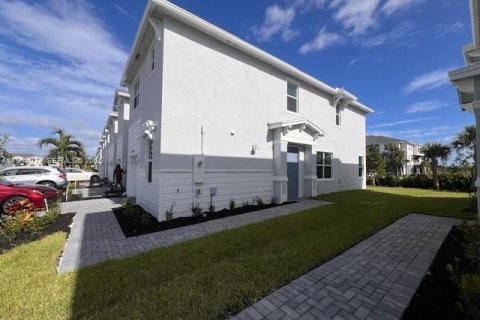 Townhouse in Port St. Lucie, Florida 3 bedrooms, 169.08 sq.m. № 2000701 - photo 19