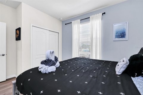 Townhouse in Kissimmee, Florida 5 bedrooms, 210.42 sq.m. № 2211053 - photo 13