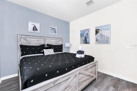 Townhouse in Kissimmee, Florida 5 bedrooms, 210.42 sq.m. № 2211053 - photo 14