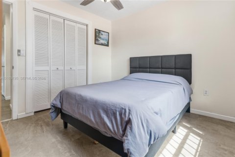 Touwnhouse à vendre à Miami, Floride: 3 chambres, 125.05 m2 № 2414267 - photo 21