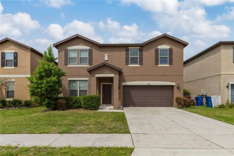House in Polk City, Florida 5 bedrooms, 251.77 sq.m. № 2122529