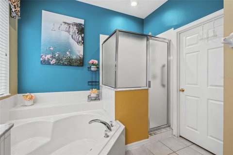 Casa en venta en Kissimmee, Florida, 7 dormitorios, 267.65 m2 № 1717992 - foto 29