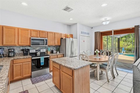 Casa en venta en Kissimmee, Florida, 7 dormitorios, 267.65 m2 № 1717992 - foto 14