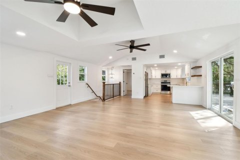 Casa en venta en Odessa, Florida, 3 dormitorios, 157.93 m2 № 1784794 - foto 12