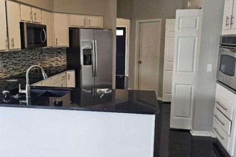 Villa ou maison à vendre à Riverview, Floride: 4 chambres, 181.07 m2 № 2415229 - photo 2
