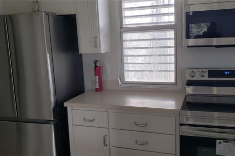 Copropriété à louer à Sarasota, Floride: 2 chambres, 134.15 m2 № 1835339 - photo 6