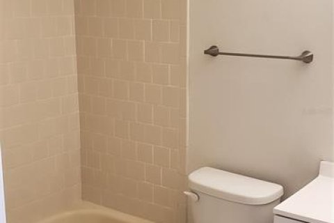 Copropriété à louer à Sarasota, Floride: 2 chambres, 134.15 m2 № 1835339 - photo 13