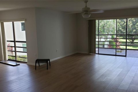 Copropriété à louer à Sarasota, Floride: 2 chambres, 134.15 m2 № 1835339 - photo 4
