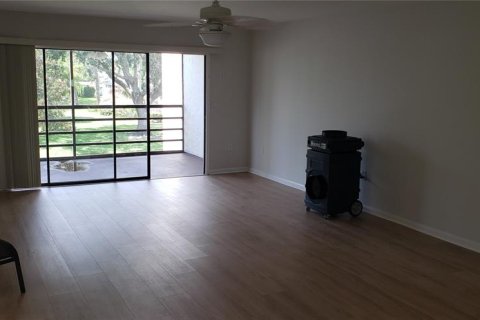 Copropriété à louer à Sarasota, Floride: 2 chambres, 134.15 m2 № 1835339 - photo 9