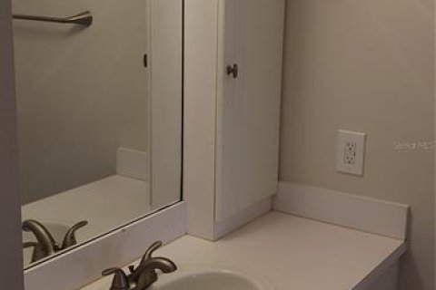 Copropriété à louer à Sarasota, Floride: 2 chambres, 134.15 m2 № 1835339 - photo 18