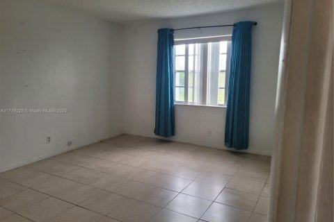 Copropriété à vendre à Plantation, Floride: 3 chambres, 118.45 m2 № 1713907 - photo 8