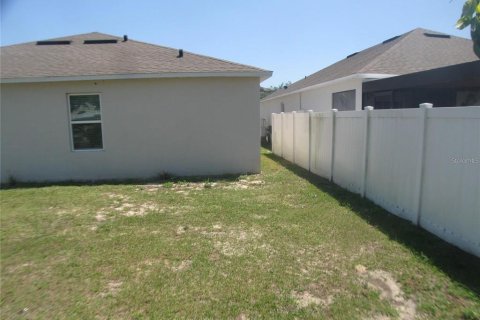 House in Auburndale, Florida 3 bedrooms, 161.93 sq.m. № 2278000 - photo 5