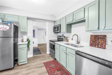 Villa ou maison à vendre à Saint Petersburg, Floride: 3 chambres, 118.91 m2 № 2203023 - photo 8