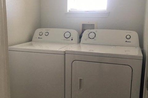 Condo in Kissimmee, Florida, 2 bedrooms  № 1899016 - photo 8