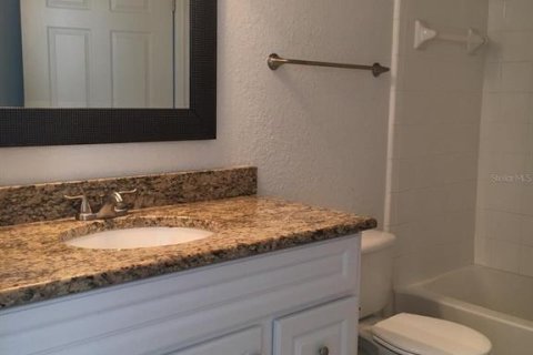 Condo in Kissimmee, Florida, 2 bedrooms  № 1899016 - photo 7