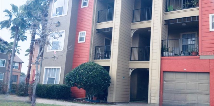 Condominio en Kissimmee, Florida, 2 dormitorios № 1899016