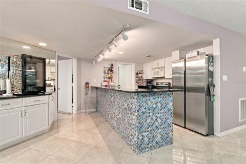 Copropriété à vendre à Palm Harbor, Floride: 2 chambres, 149.67 m2 № 2408027 - photo 13