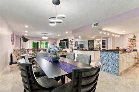 Copropriété à vendre à Palm Harbor, Floride: 2 chambres, 149.67 m2 № 2408027 - photo 3