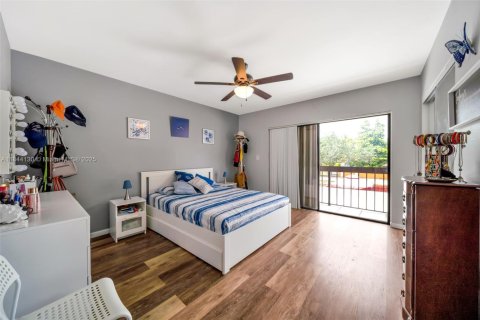 Townhouse in Miami, Florida 2 bedrooms, 119.29 sq.m. № 1839341 - photo 29