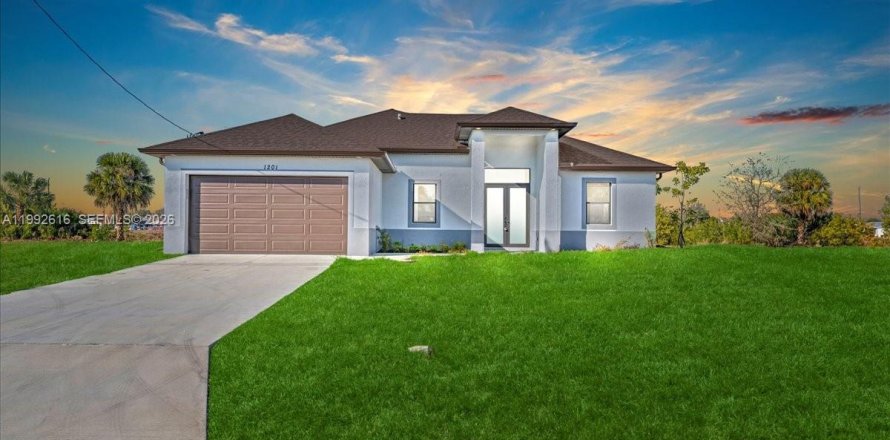 Casa en Cape Coral, Florida 4 dormitorios, 171.13 m2 № 2055222