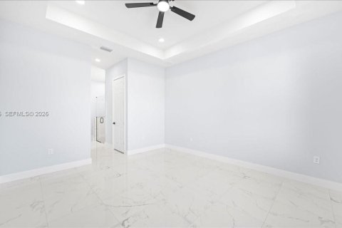 Casa en venta en Cape Coral, Florida, 4 dormitorios, 171.13 m2 № 2055222 - foto 21