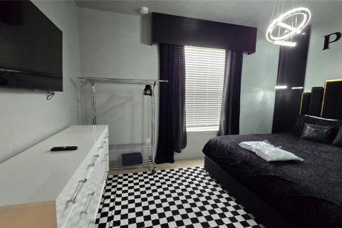 Townhouse in Davenport, Florida 5 bedrooms, 212.1 sq.m. № 1838326 - photo 26
