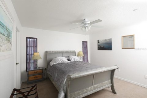 Villa ou maison à louer à Port Charlotte, Floride: 2 chambres, 85.19 m2 № 213404 - photo 16