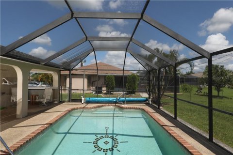 Villa ou maison à louer à Port Charlotte, Floride: 2 chambres, 85.19 m2 № 213404 - photo 23
