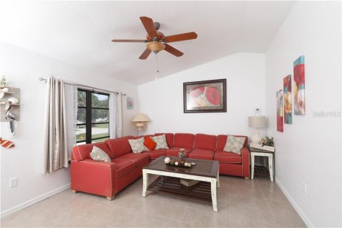 Villa ou maison à louer à Port Charlotte, Floride: 2 chambres, 85.19 m2 № 213404 - photo 6