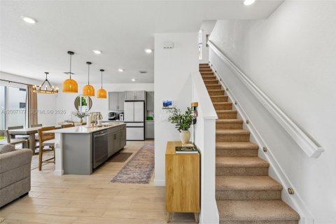 Casa en venta en Homestead, Florida, 4 dormitorios, 198.63 m2 № 2243981 - foto 7