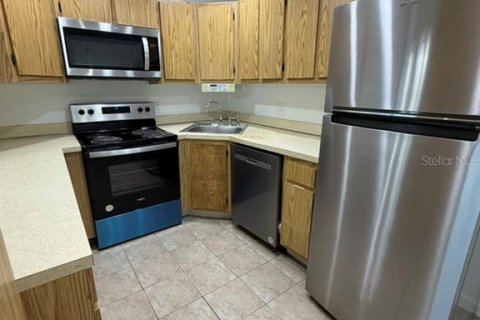 Condo in Sanford, Florida, 2 bedrooms № 2119094 - photo 10