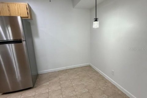 Condo in Sanford, Florida, 2 bedrooms № 2119094 - photo 12