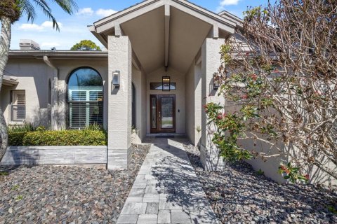Villa ou maison à vendre à Oldsmar, Floride: 3 chambres, 215.16 m2 № 2416261 - photo 3