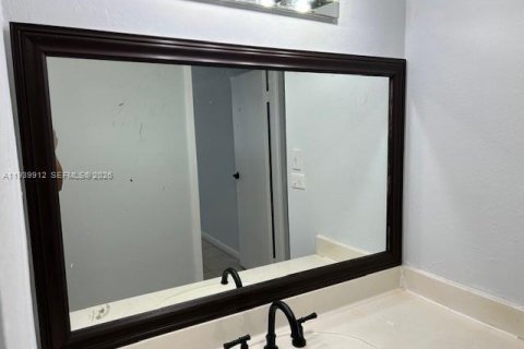 Condominio en venta en Pembroke Park, Florida, 3 dormitorios, 110.55 m2 № 2000266 - foto 8