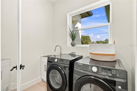 Casa en venta en North Port, Florida, 3 dormitorios, 147.25 m2 № 2383637 - foto 25