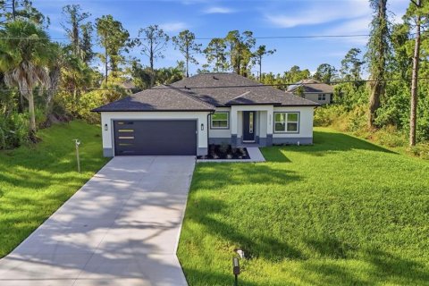 Casa en North Port, Florida 3 dormitorios, 147.25 m2 № 2383637