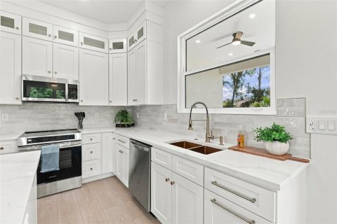 Casa en venta en North Port, Florida, 3 dormitorios, 147.25 m2 № 2383637 - foto 8