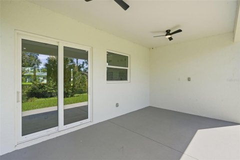 Casa en venta en North Port, Florida, 3 dormitorios, 147.25 m2 № 2383637 - foto 28