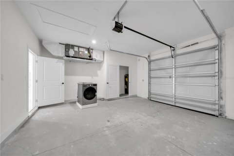 Купить виллу или дом в Лихай-Эйкерс, Флорида 12 комнат, 226.4м2, № 2337400 - фото 7