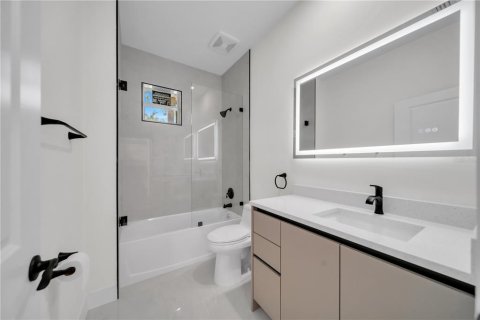 Купить виллу или дом в Лихай-Эйкерс, Флорида 12 комнат, 226.4м2, № 2337400 - фото 19