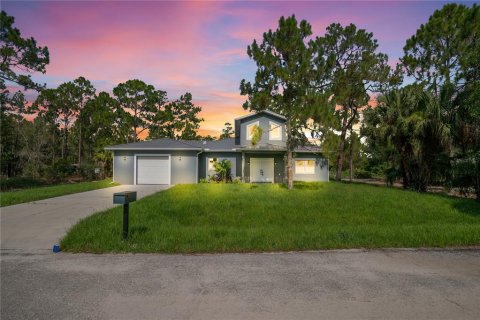Villa ou maison à Lehigh Acres, Floride 4 chambres, 226.4 m2 № 2337400