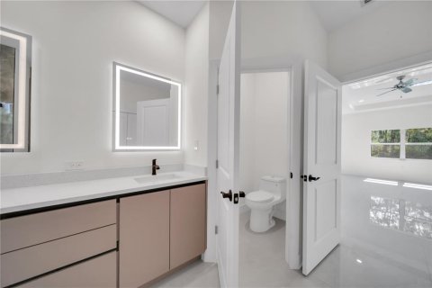 Купить виллу или дом в Лихай-Эйкерс, Флорида 12 комнат, 226.4м2, № 2337400 - фото 28