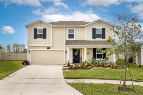Casa en Kissimmee, Florida 5 dormitorios, 269.04 m2 № 2131152