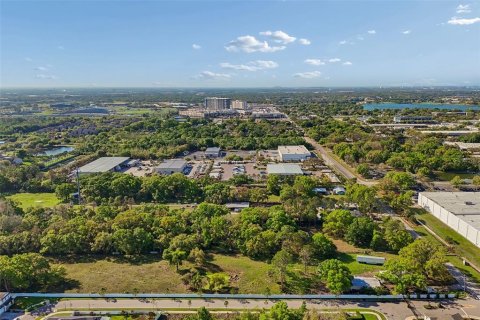 Commercial property in Tampa, Florida № 2155606 - photo 13