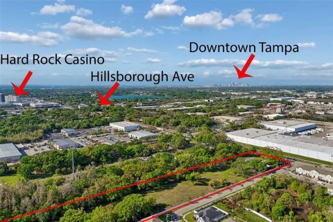 Immobilier commercial à Tampa, Floride № 2155606