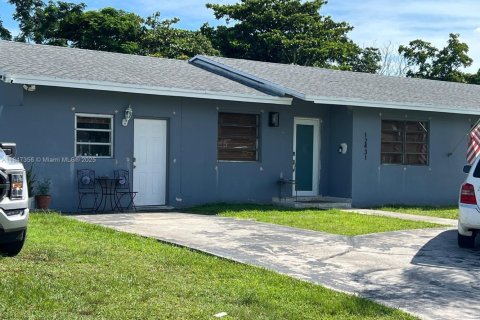 Casa en venta en Miami, Florida, 3 dormitorios № 1936642 - foto 4