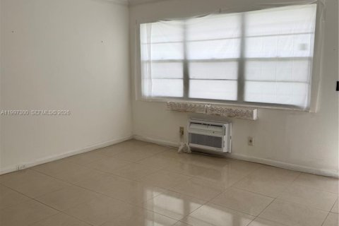 Купить кондоминиум в Дирфилд-Бич, Флорида 1 спальня, 54.35м2, № 2173536 - фото 4