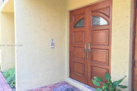 Touwnhouse à louer à Miami, Floride: 2 chambres, 100.52 m2 № 2009195 - photo 3