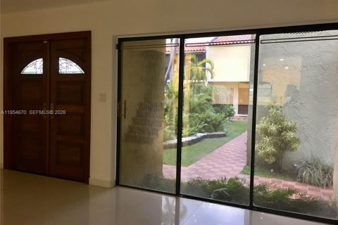 Touwnhouse à louer à Miami, Floride: 2 chambres, 100.52 m2 № 2009195 - photo 23